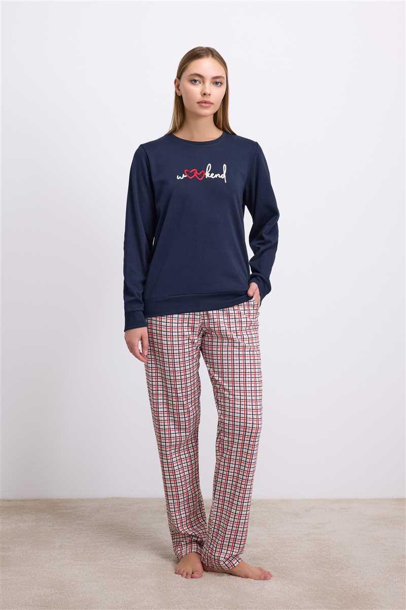 Anil-Kadin-Uzun-Kol-Sweatshirt-ve-Ekose-b5c9 Desire Closet 0 Pamuklu Uzun Kol Sweatshirt Ve Ekose Pantolon Pijama Takımı - Görsel 1