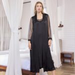 Desire Closet Dantelli Tüllü Ve Dekolteli Saten Sabahlık Takımı
