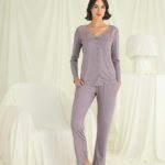 Desire Closet Yakası Kolu Ve Omzu Dantelli Boydan Düğmeli Pijama Takımı