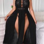 Desire Closet Büyük Beden Dantel İşlemeli Göğüs Detaylı Yırtmaçlı Fantezi Gecelik