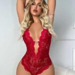 Metal Kalp Aksesuarlı Fantezi Dantelli Kırmızı Body